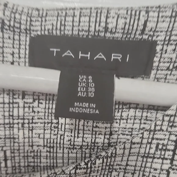 Tahari Monochrome Sleeveless Midi Dress - Picture 2 of 4